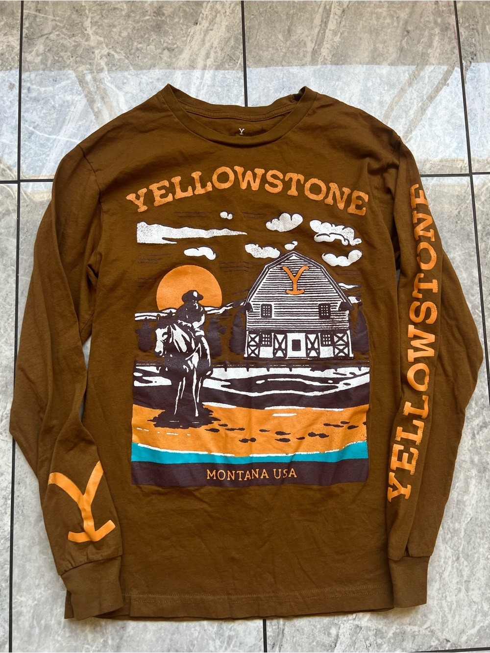 Yellowstone TV Show Long Sleeve Mens Brown Graphic T-Shirt Dutton Ranch Cowboy S
